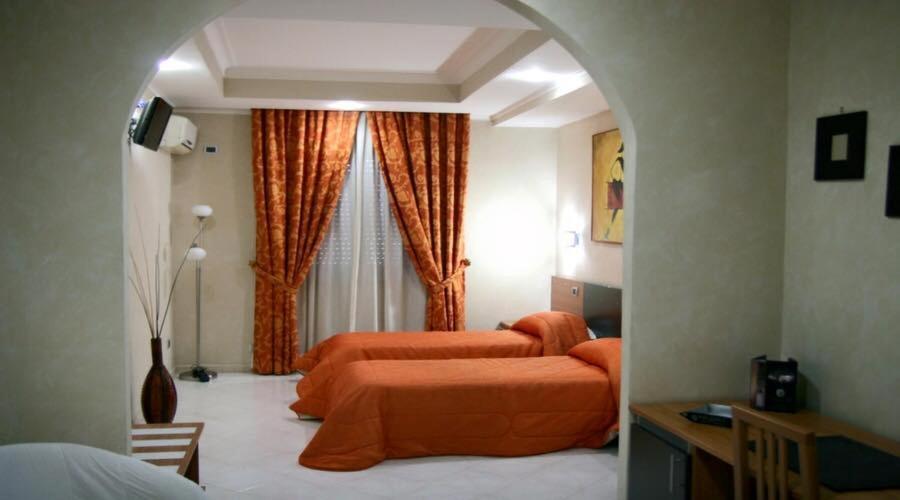 Hotel Daytona Casoria Buitenkant foto